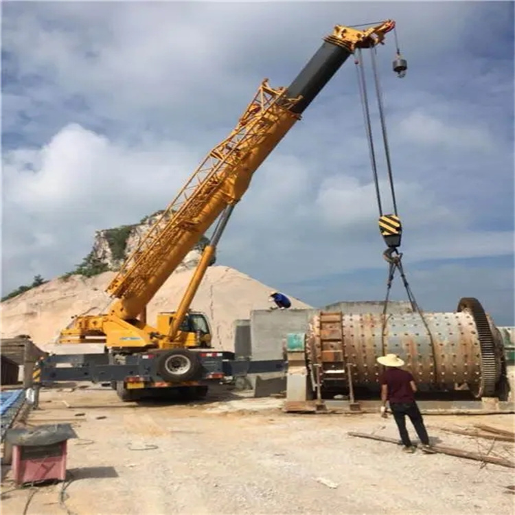 龙马潭吊车的运输费用是否包含在租赁费用中