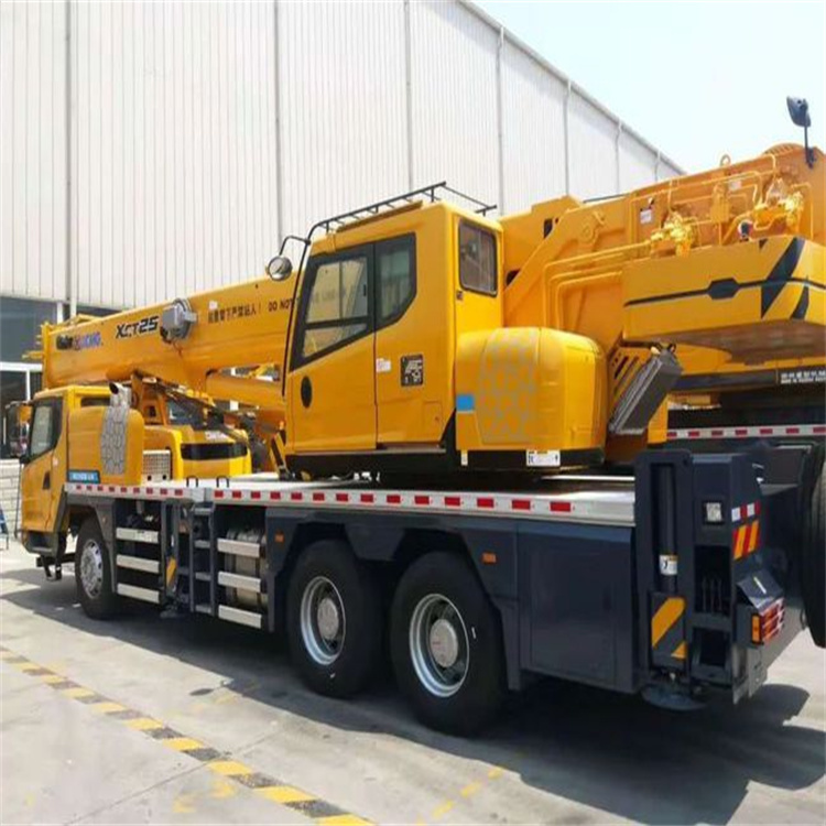 龙马潭离这最近出租吊车电话