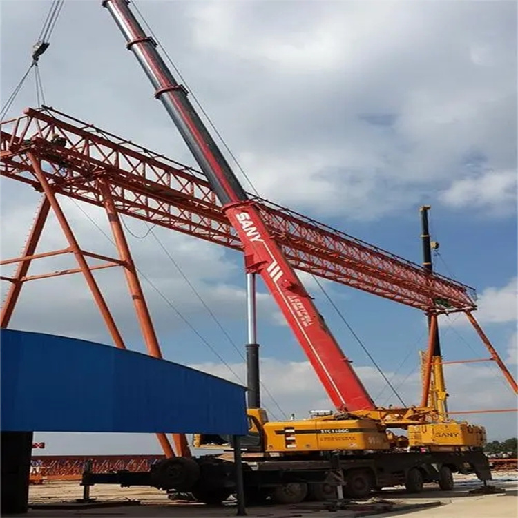 龙马潭钢结构吊装